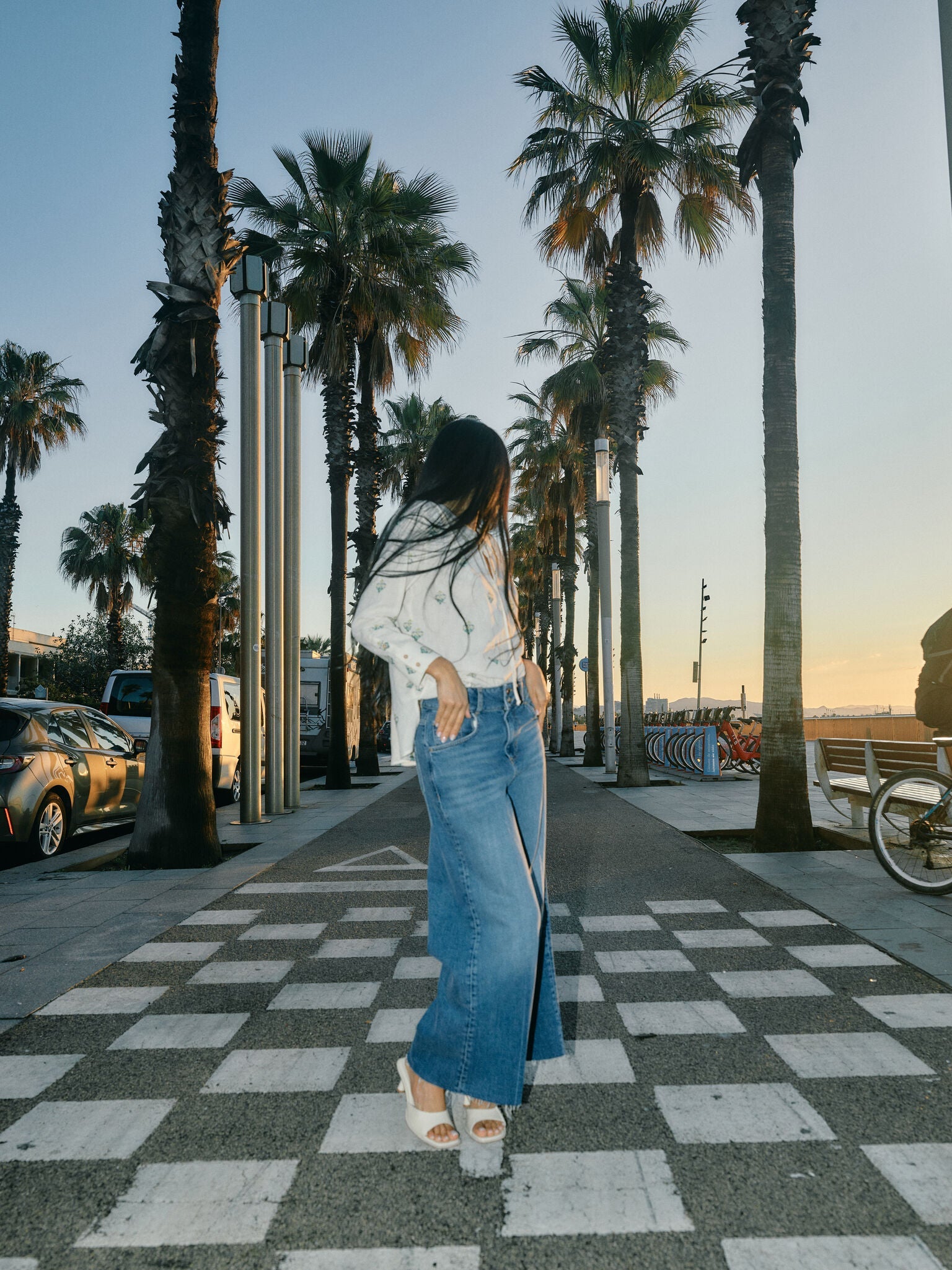 Modelshot / Blue / Detail